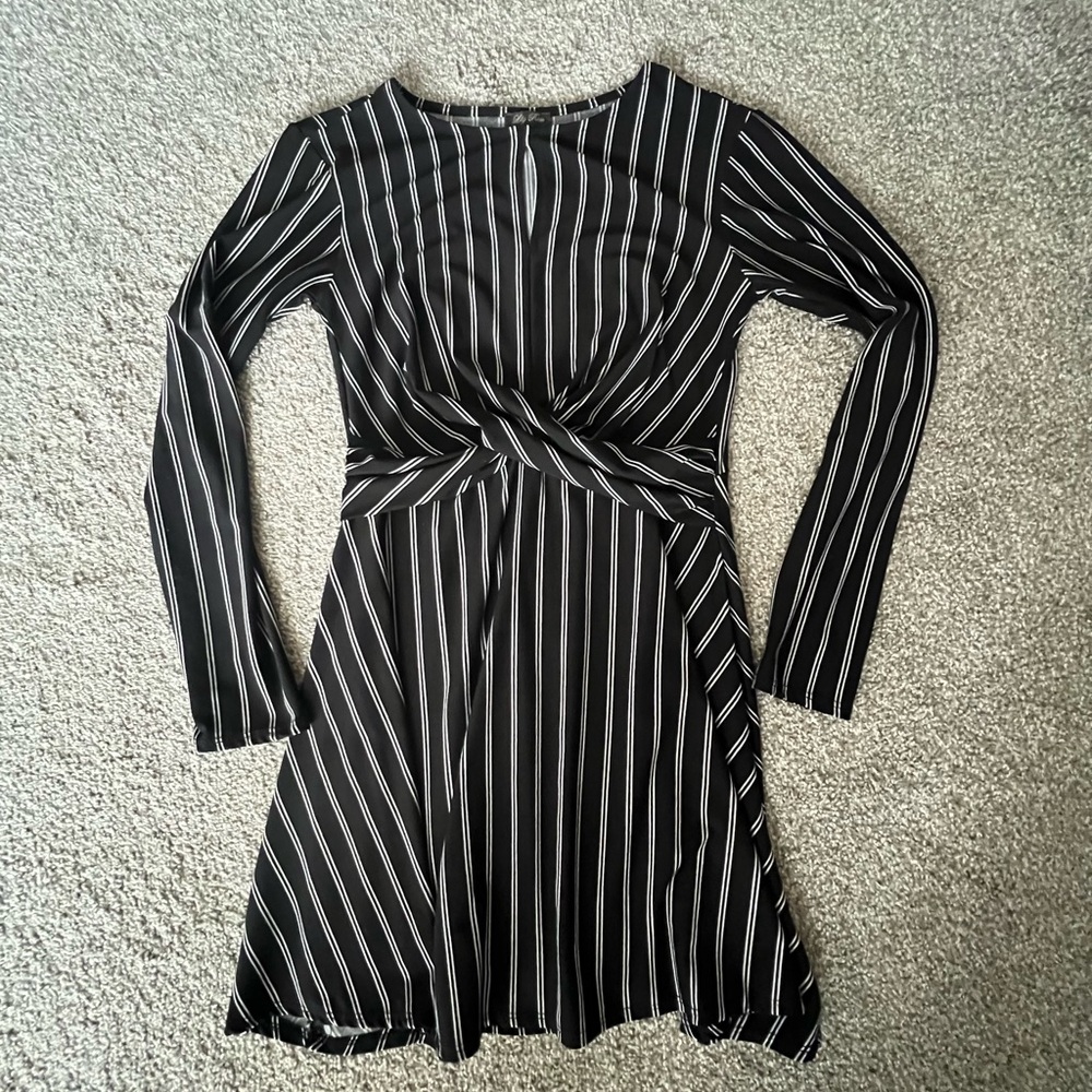 Lily Rose Black & White Dress🤍🖤